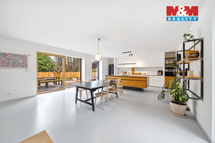 Prodej rodinného domu, Újezdec, 377 m2