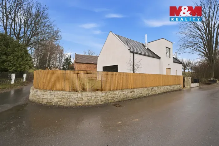 Prodej rodinného domu, Újezdec, 377 m2