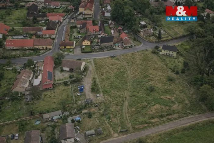 Prodej pozemku pro bydlení, Suchomasty, 1221 m2