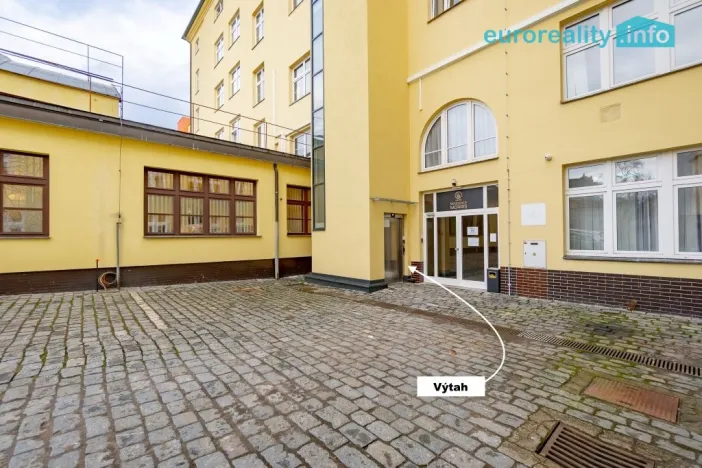 Pronájem bytu 2+1, Mladá Boleslav, náměstí Míru, 73 m2