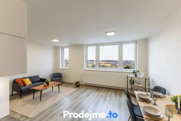 Pronájem bytu 2+kk, Znojmo, Kosmákova, 60 m2