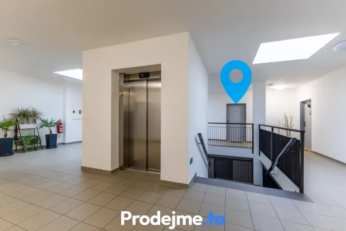 Pronájem bytu 2+kk, Znojmo, Kosmákova, 60 m2