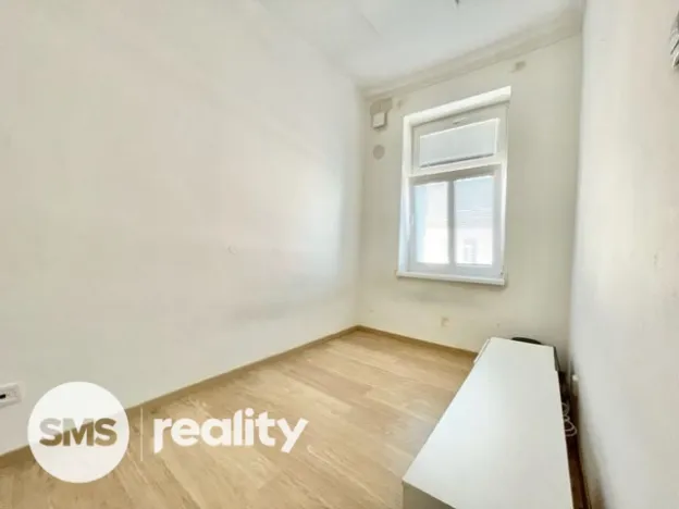 Pronájem bytu 2+kk, Opava, Pekařská, 32 m2