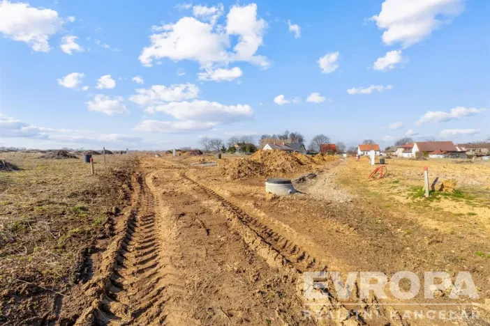 Prodej pozemku pro bydlení, Zvěstovice, 817 m2