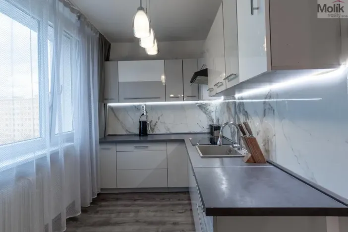 Prodej bytu 3+1, Most, Česká, 81 m2