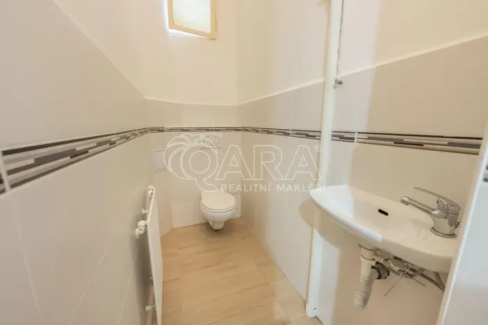 Pronájem bytu 3+1, Praha - Vinohrady, Lužická, 93 m2