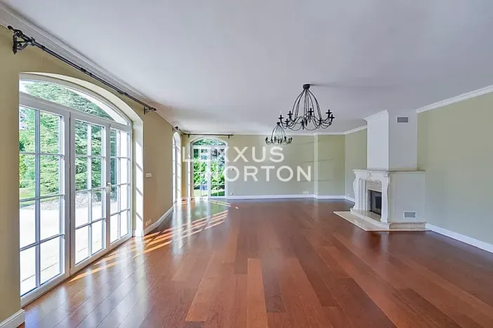 Pronájem vily, Praha - Nebušice, Spojová, 600 m2