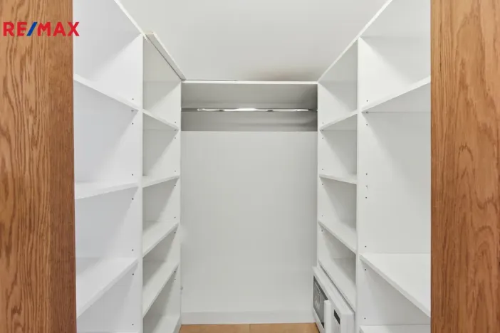 Prodej kanceláře, Karlovy Vary, Moskevská, 205 m2