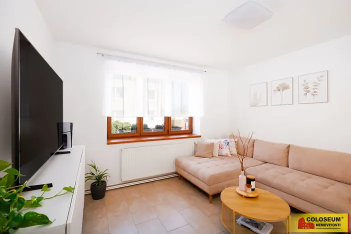 Prodej rodinného domu, Lovčičky, 239 m2