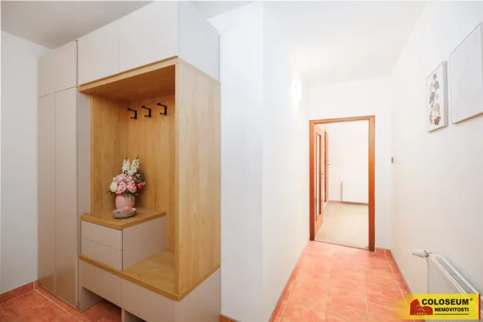 Prodej rodinného domu, Lovčičky, 239 m2