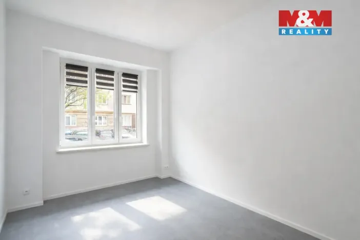 Pronájem bytu 2+kk, Praha - Vršovice, Sámova, 48 m2