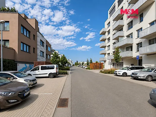 Prodej bytu 1+kk, Praha, Honzíkova, 33 m2