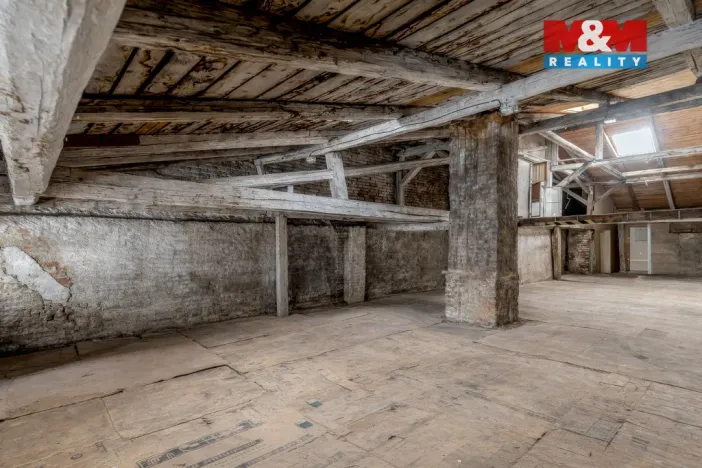 Prodej činžovního domu, Frýdek-Místek - Frýdek, Radniční, 300 m2