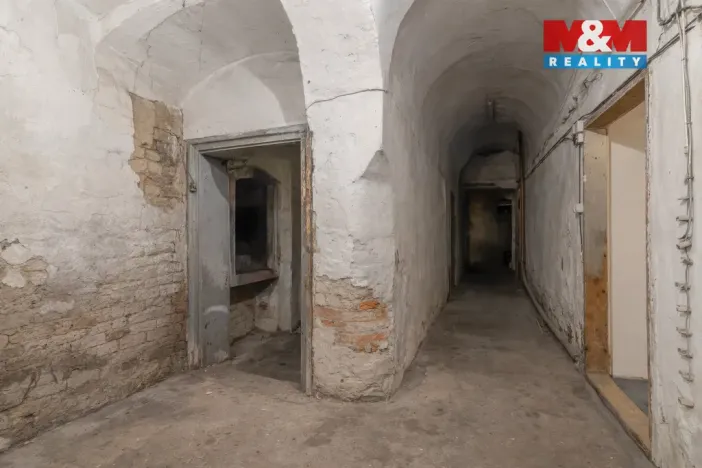 Prodej činžovního domu, Frýdek-Místek - Frýdek, Radniční, 300 m2