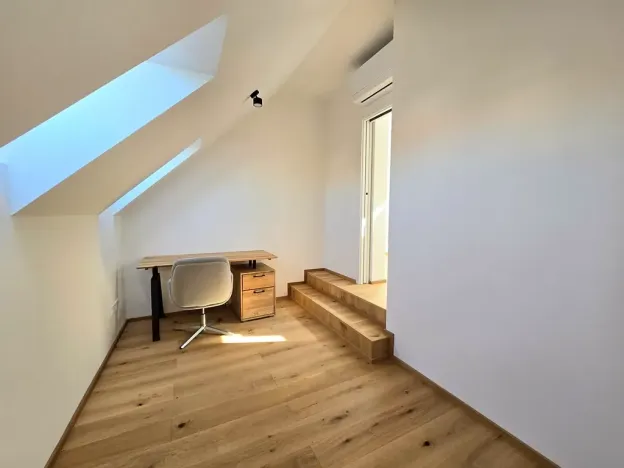 Prodej ubytování, Praha - Vršovice, Ruská, 84 m2