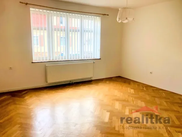 Pronájem bytu 4+1, Opava, Dostojevského, 160 m2