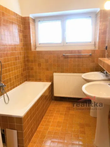 Pronájem bytu 4+1, Opava, Dostojevského, 160 m2