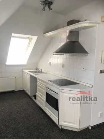 Pronájem bytu 2+kk, Opava, U Pošty, 56 m2