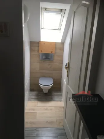 Pronájem bytu 2+kk, Opava, U Pošty, 56 m2