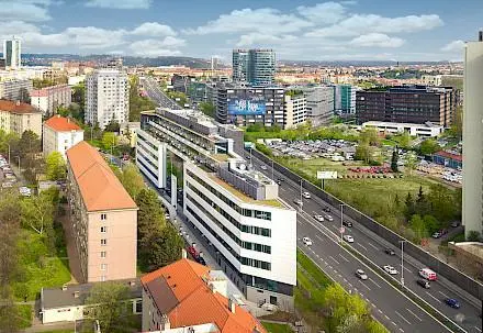 Pronájem kanceláře, Praha - Michle, Jihlavská, 16800 m2