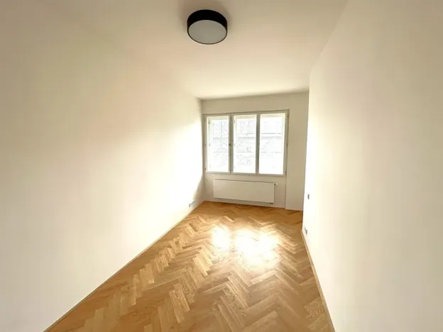 Prodej bytu 2+kk, Praha - Vinohrady, Záhřebská, 46 m2