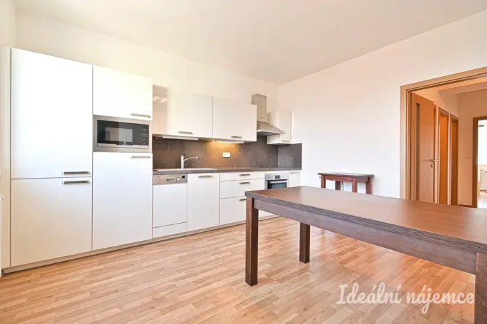 Pronájem bytu 2+1, Brno, Cacovická, 63 m2