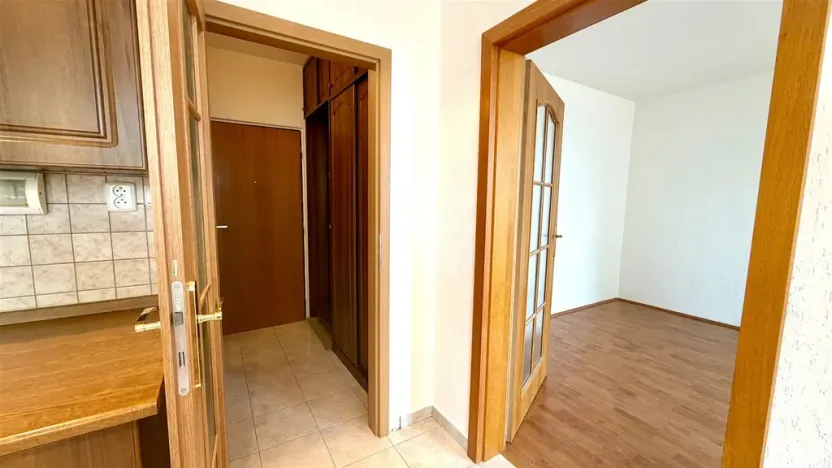 Pronájem bytu 2+kk, Cheb, Lesní, 36 m2