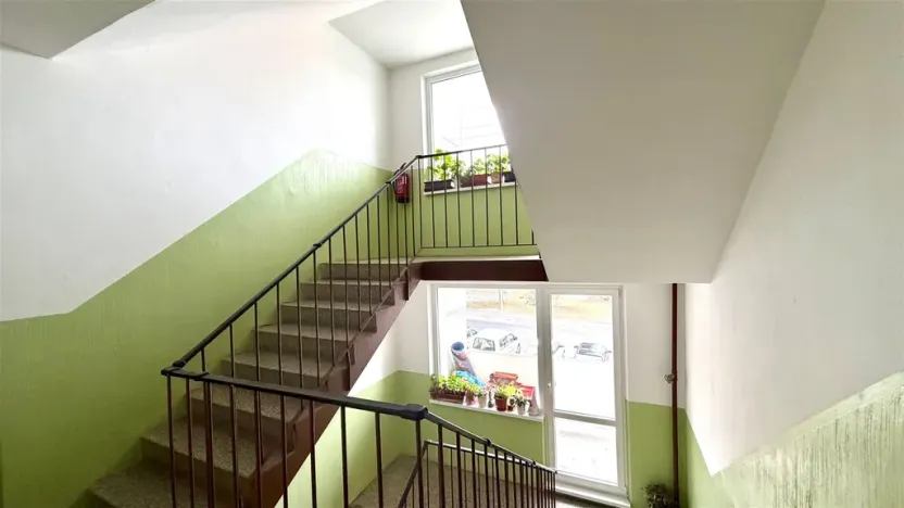 Pronájem bytu 2+kk, Cheb, Lesní, 36 m2