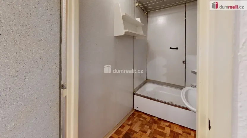 Prodej bytu 1+kk, Ostrava - Poruba, Francouzská, 27 m2