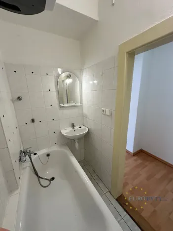 Pronájem bytu 1+kk, Praha - Nusle, V Horkách, 32 m2