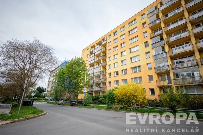 Prodej bytu 3+1, Praha - Hlubočepy, Voskovcova, 77 m2