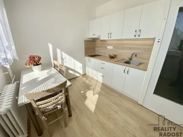 Pronájem bytu 1+1, Prostějov, Dobrovského, 33 m2