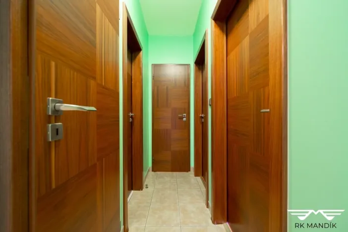 Pronájem bytu 4+kk, Praha - Letňany, Bechlínská, 82 m2