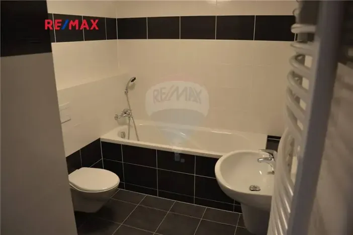 Pronájem bytu 2+kk, Plzeň, Štefánikova, 58 m2