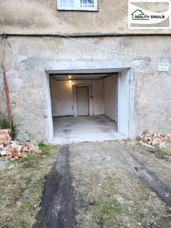 Pronájem garáže, Cheb, Svobody, 18 m2