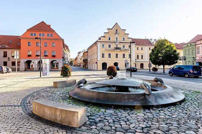 Prodej činžovního domu, Žatec, náměstí Svobody, 1500 m2