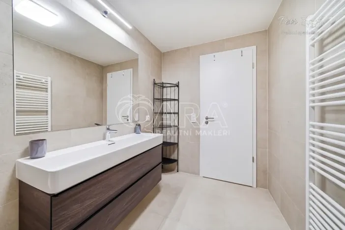 Pronájem bytu 2+kk, Olomouc - Nová Ulice, Hněvotínská, 70 m2