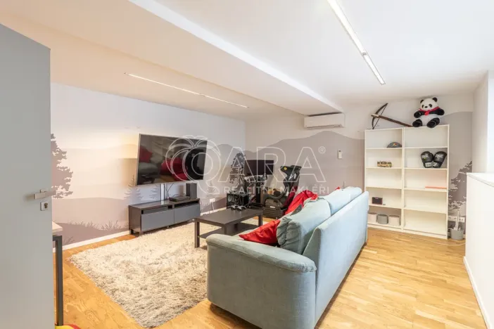 Prodej kanceláře, Praha - Žižkov, Havlíčkovo náměstí, 347 m2