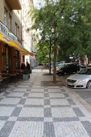 Pronájem obchodního prostoru, Praha - Karlín, Sokolovská, 135 m2