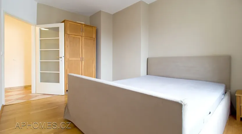 Pronájem bytu 3+kk, Praha - Vinohrady, Sobotecká, 65 m2