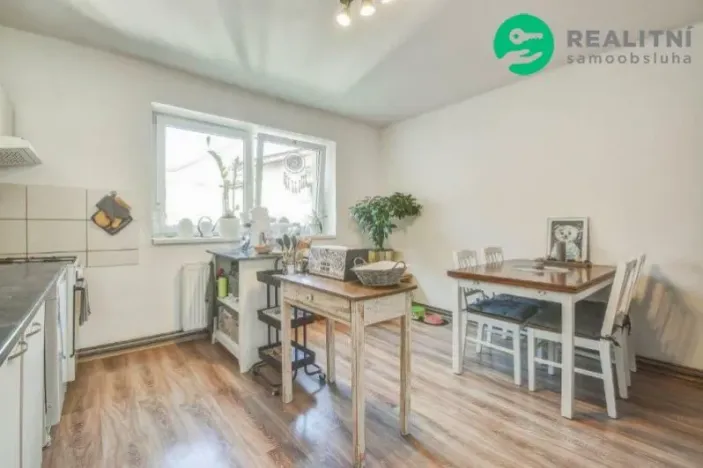 Prodej bytu 3+kk, Velká Bystřice, 8. Května, 82 m2