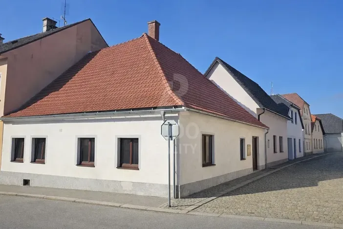 Prodej rodinného domu, Kamenice nad Lipou, Dobšova, 87 m2
