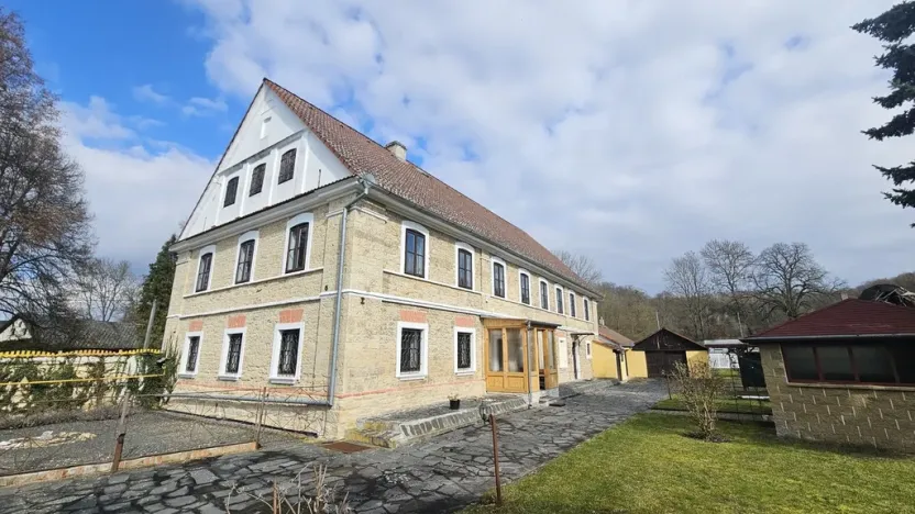 Prodej rodinného domu, Úštěk - Vědlice, 460 m2