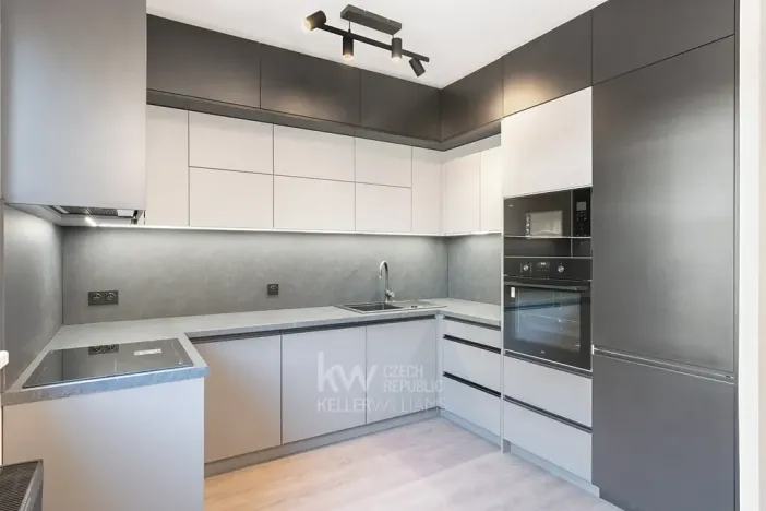 Prodej bytu 2+kk, Praha - Letňany, Kostomlatská, 55 m2