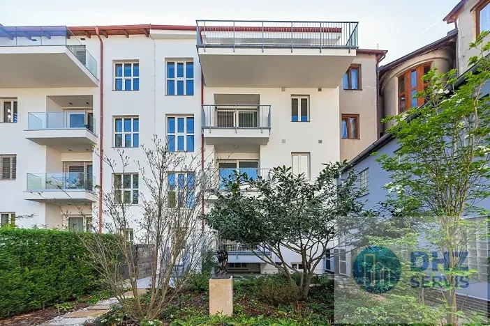 Pronájem bytu 2+kk, Poděbrady, Studentská, 36 m2