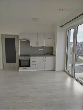 Pronájem bytu 2+kk, Kladno, Tylova, 44 m2