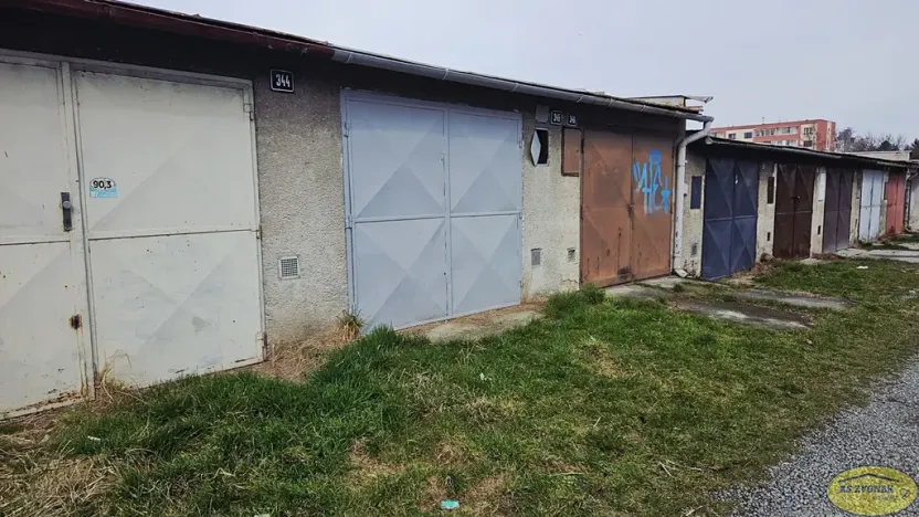 Pronájem garáže, Kroměříž, Moravská, 20 m2