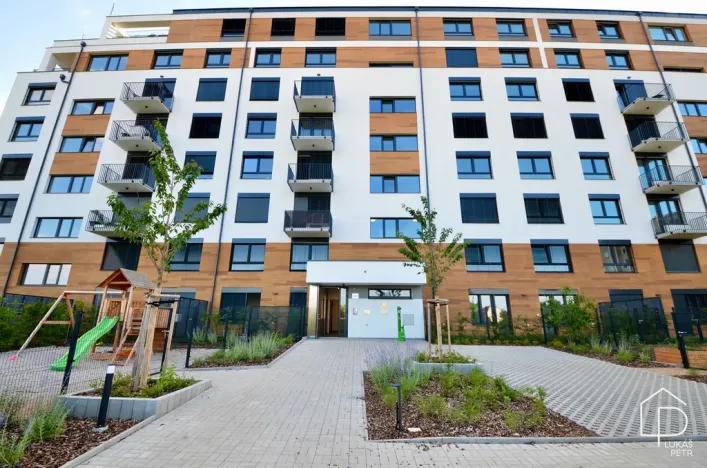 Pronájem bytu 2+kk, Praha - Libuš, Novodvorská, 48 m2