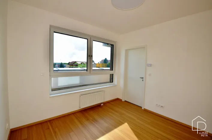 Pronájem bytu 2+kk, Praha - Libuš, Novodvorská, 48 m2