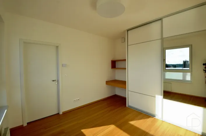 Pronájem bytu 2+kk, Praha - Libuš, Novodvorská, 48 m2